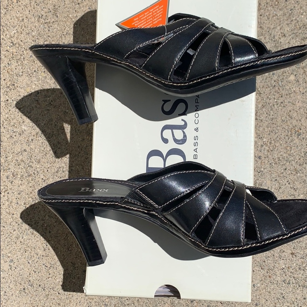 Bass heels size 8M - Picture 4 of 7